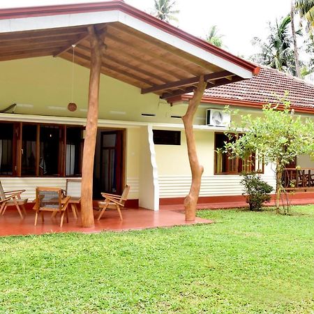 Villa Polhena Matara Bagian luar foto