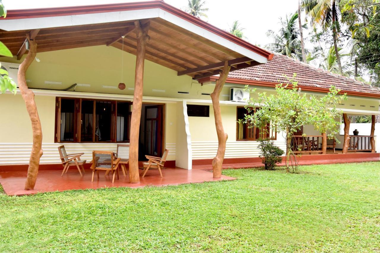 Villa Polhena Matara Bagian luar foto
